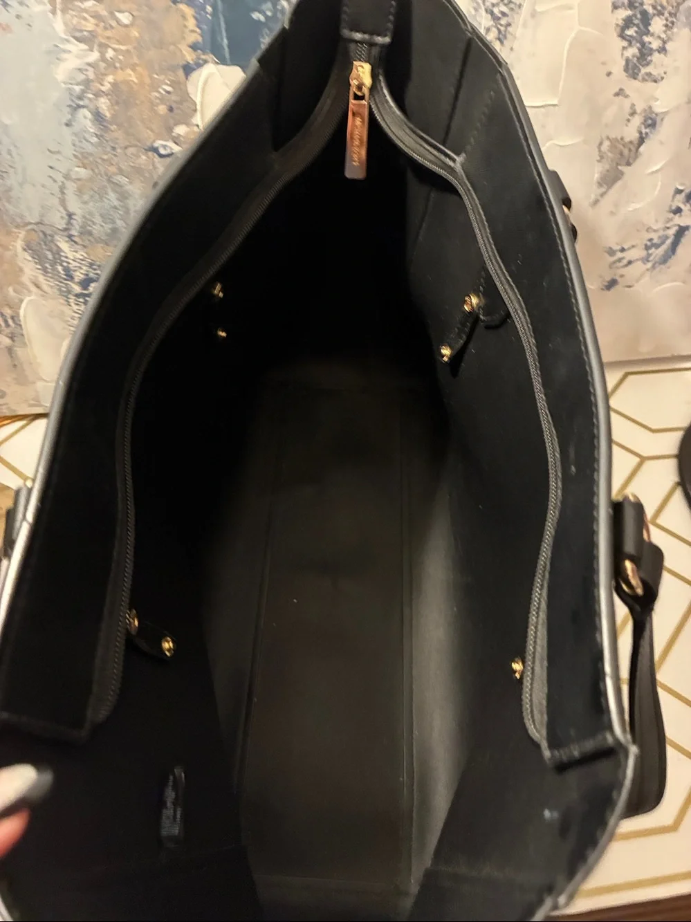 GUC !Genuine Michael Kors Black  Leather XL Tote